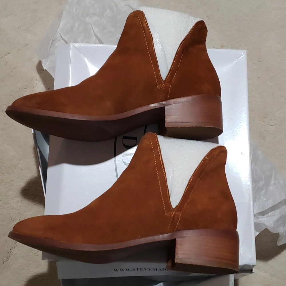 Booties - Picture 2 of 4